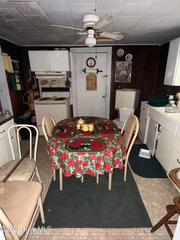 1270 Us-13, Gates, NC 27937