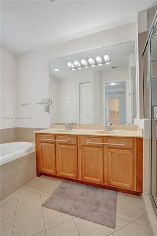 12471 NW 32nd Mnr 12471, Sunrise, FL 33323