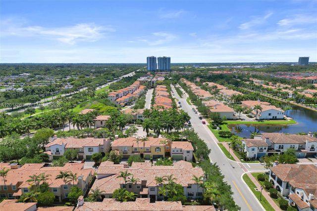 12471 NW 32nd Mnr 12471, Sunrise, FL 33323