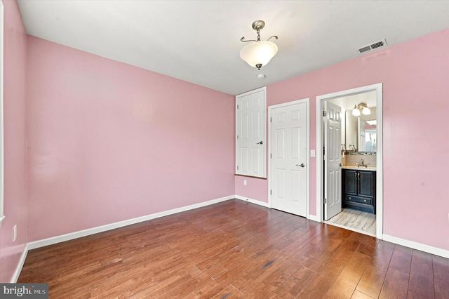 519 DUDLEY ST, Philadelphia, PA 19148