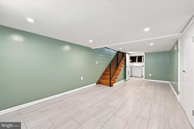 519 DUDLEY ST, Philadelphia, PA 19148