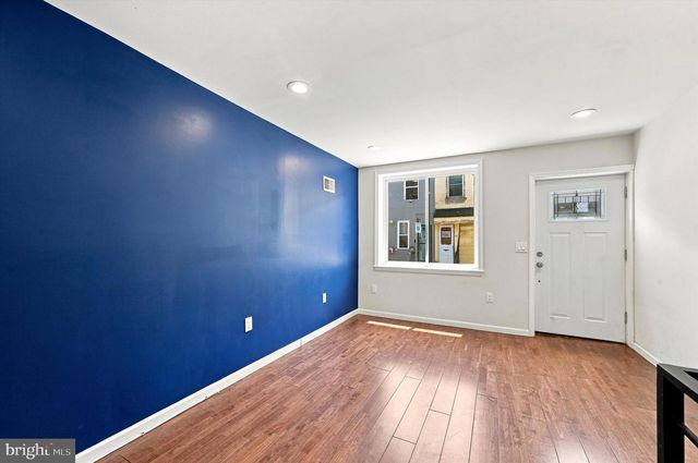519 DUDLEY ST, Philadelphia, PA 19148