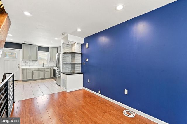 519 DUDLEY ST, Philadelphia, PA 19148