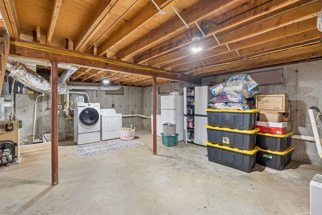 23 Shady Lane, Nashua, NH 03062