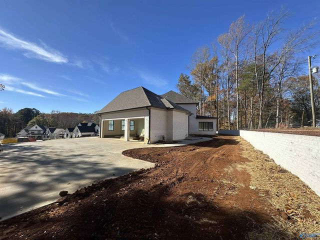 128 Mill Springs Lane, Huntsville, AL 35811