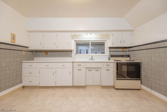 246 Grant Street, Ravenna, OH 44266