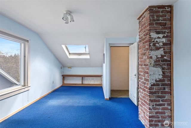 2422 E Louisa Street, Seattle, WA 98112