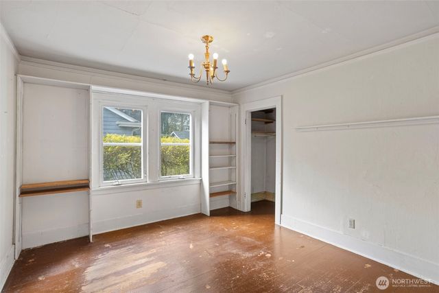 2422 E Louisa Street, Seattle, WA 98112