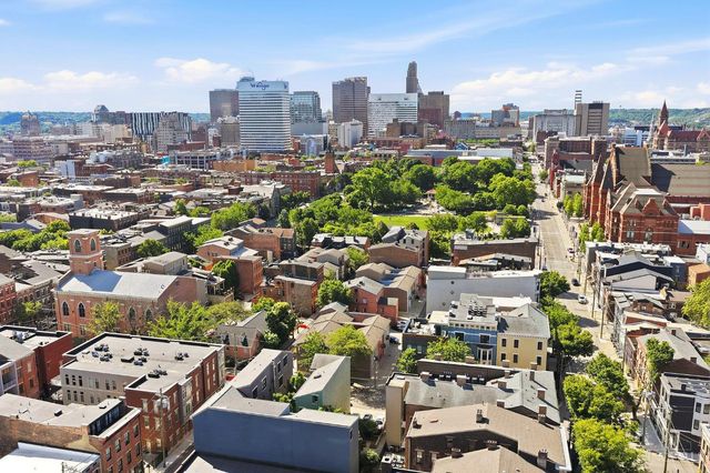 122 W Fifteenth St, Cincinnati, OH 45202