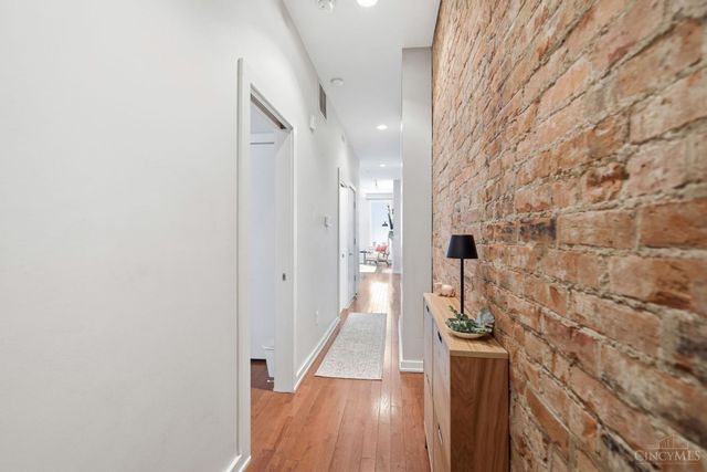 122 W Fifteenth St, Cincinnati, OH 45202