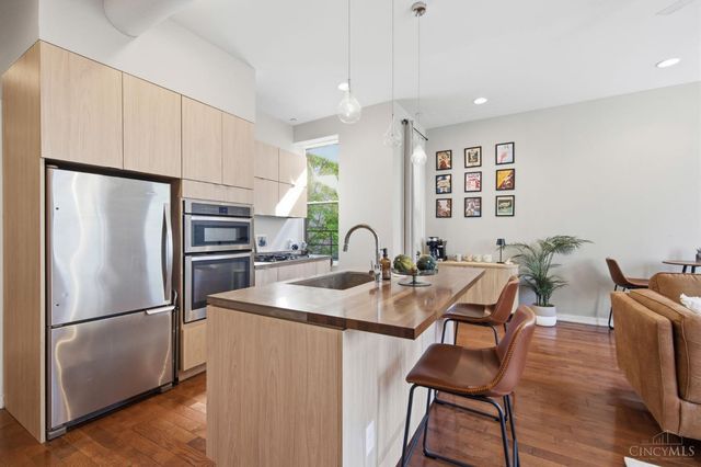 122 W Fifteenth St, Cincinnati, OH 45202
