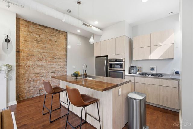 122 W Fifteenth St, Cincinnati, OH 45202
