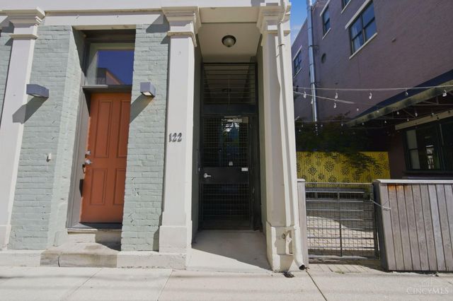 122 W Fifteenth St, Cincinnati, OH 45202
