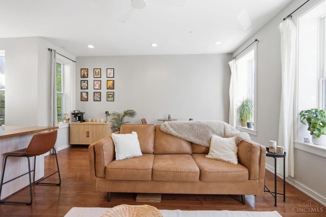 122 W Fifteenth St, Cincinnati, OH 45202