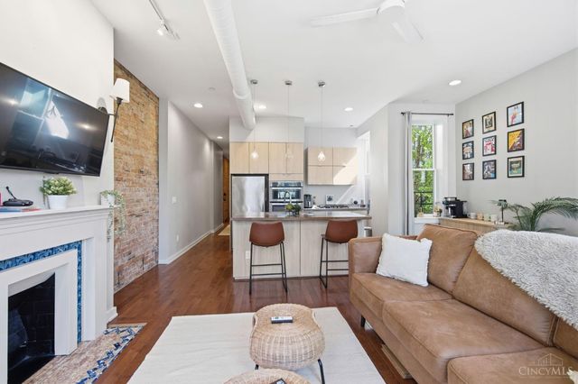 122 W Fifteenth St, Cincinnati, OH 45202