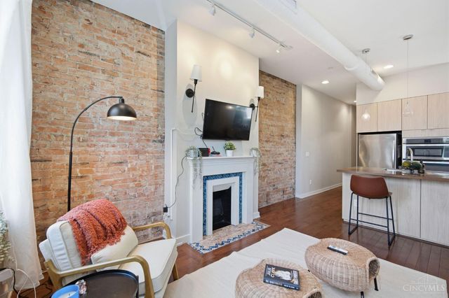 122 W Fifteenth St, Cincinnati, OH 45202