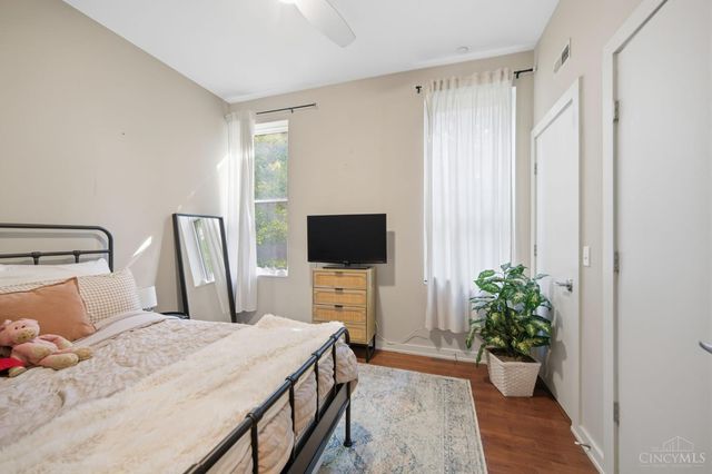 122 W Fifteenth St, Cincinnati, OH 45202