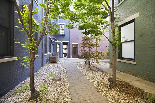 122 W Fifteenth St, Cincinnati, OH 45202