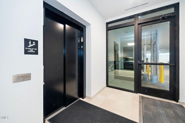 615 W Peace Street 306, Raleigh, NC 27610