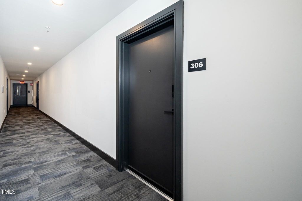 615 W Peace Street 306, Raleigh, NC 27610