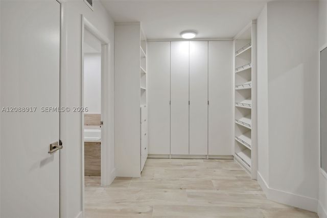1111 Crandon Blvd A507, Key Biscayne, FL 33149