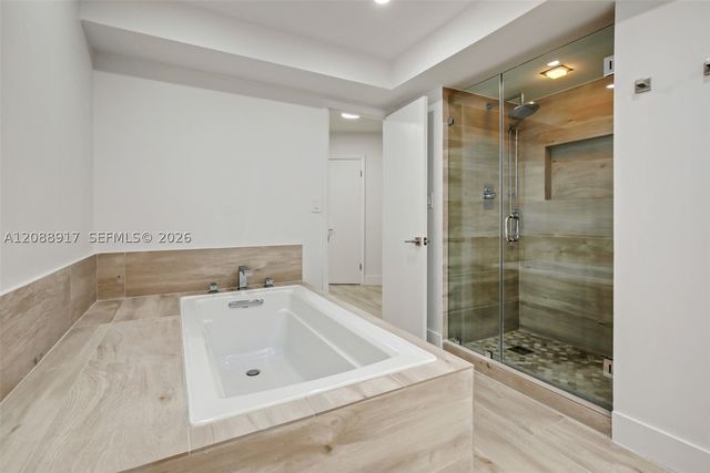 1111 Crandon Blvd A507, Key Biscayne, FL 33149
