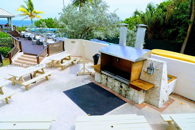 1111 Crandon Blvd A507, Key Biscayne, FL 33149