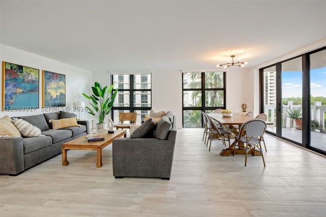 1111 Crandon Blvd A507, Key Biscayne, FL 33149