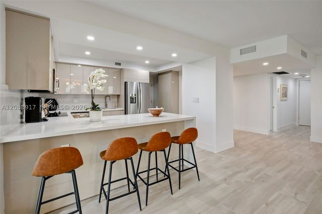 1111 Crandon Blvd A507, Key Biscayne, FL 33149