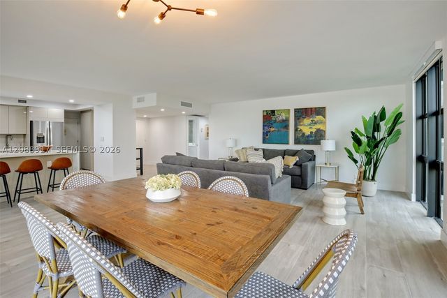 1111 Crandon Blvd A507, Key Biscayne, FL 33149