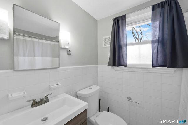 78 Edgemont Avenue, West Hartford, CT 06110