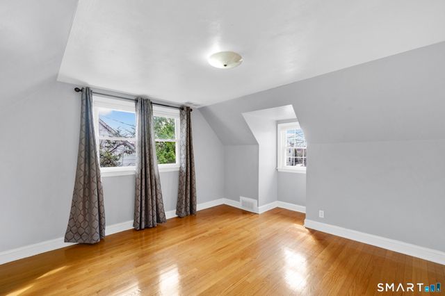 78 Edgemont Avenue, West Hartford, CT 06110