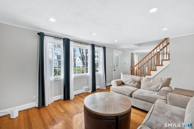 78 Edgemont Avenue, West Hartford, CT 06110