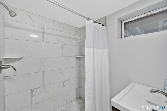 78 Edgemont Avenue, West Hartford, CT 06110