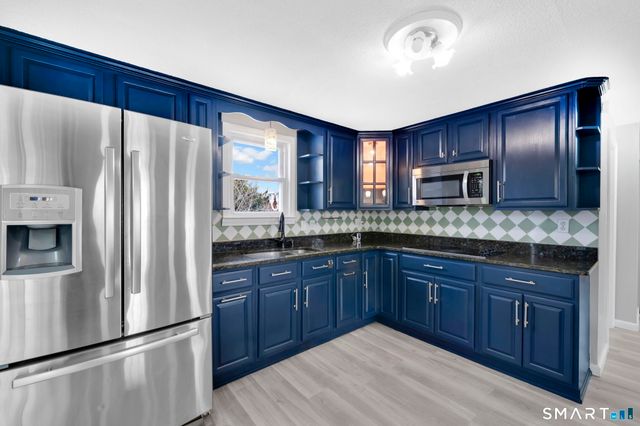 78 Edgemont Avenue, West Hartford, CT 06110