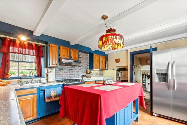 14 Grist Mill Street, Sutton, NH 03260