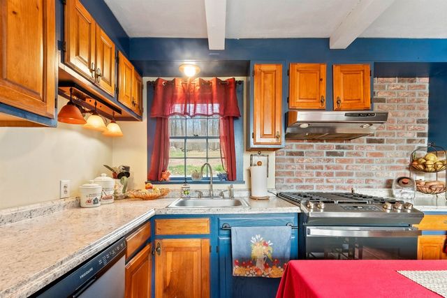14 Grist Mill Street, Sutton, NH 03260