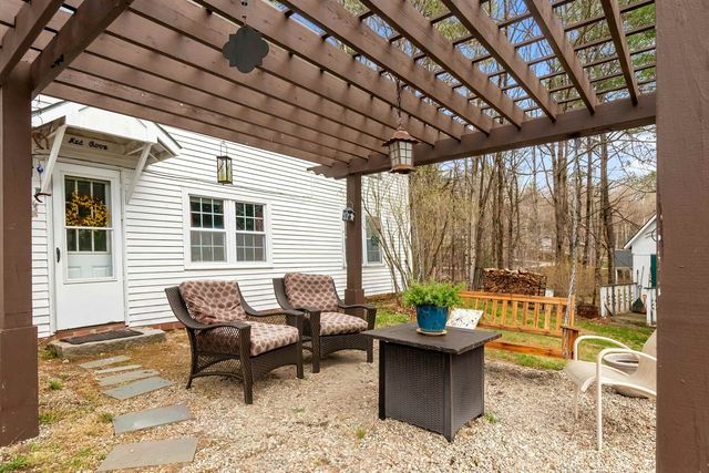 14 Grist Mill Street, Sutton, NH 03260