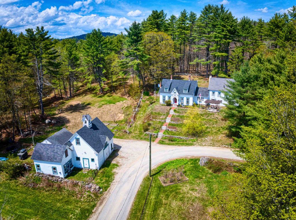 14 Grist Mill Street, Sutton, NH 03260
