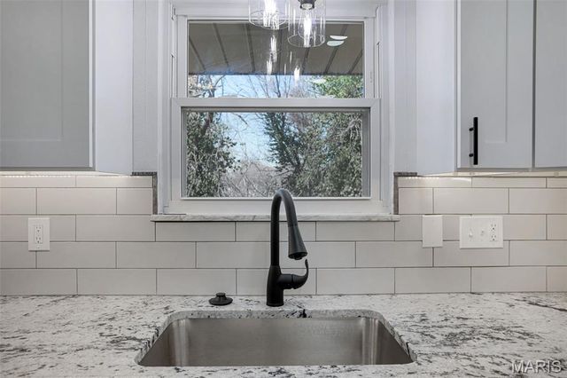 120 Moonlight Drive, Collinsville, IL 62234