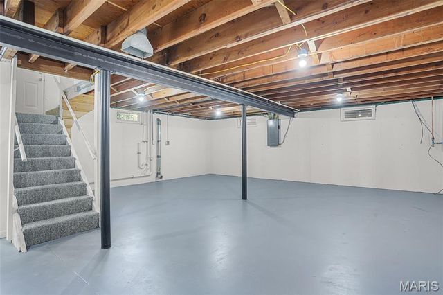 120 Moonlight Drive, Collinsville, IL 62234