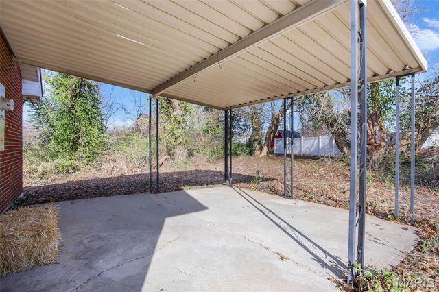 120 Moonlight Drive, Collinsville, IL 62234