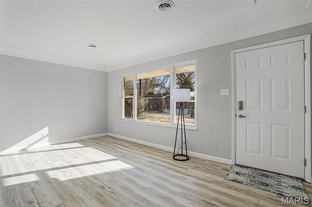 120 Moonlight Drive, Collinsville, IL 62234