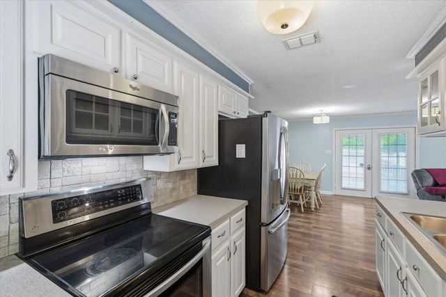 323 Rustic Road, Hideaway, TX 75771