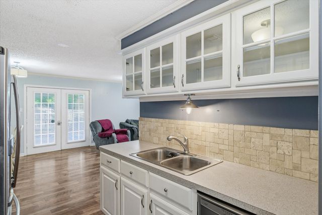 323 Rustic Road, Hideaway, TX 75771