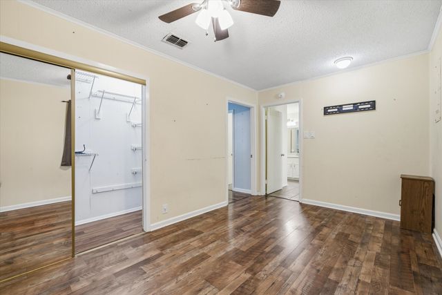 323 Rustic Road, Hideaway, TX 75771