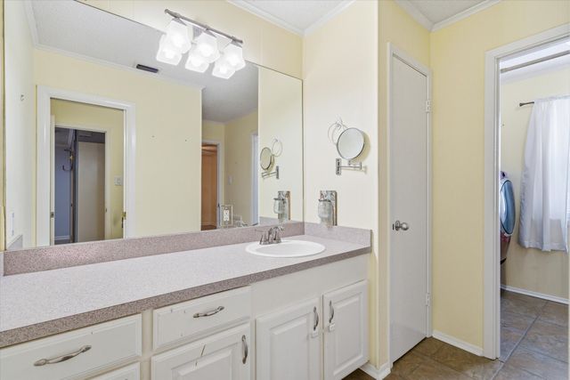 323 Rustic Road, Hideaway, TX 75771