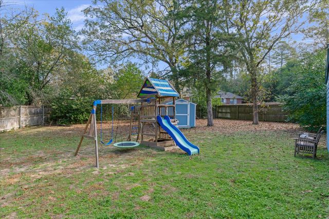 323 Rustic Road, Hideaway, TX 75771