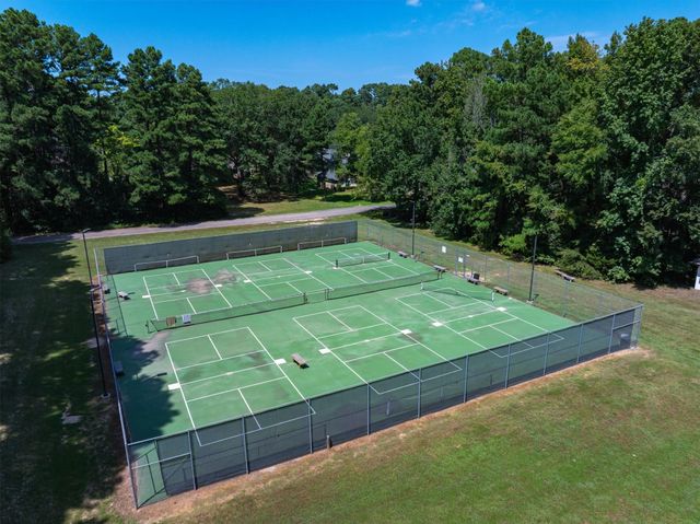 323 Rustic Road, Hideaway, TX 75771