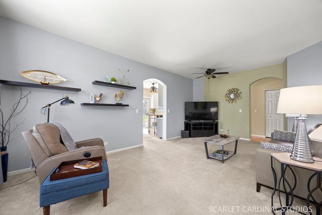 302 Cascade Lane, Oswego, IL 60543